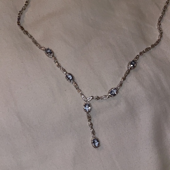 Necklace NWT - Picture 2 of 6